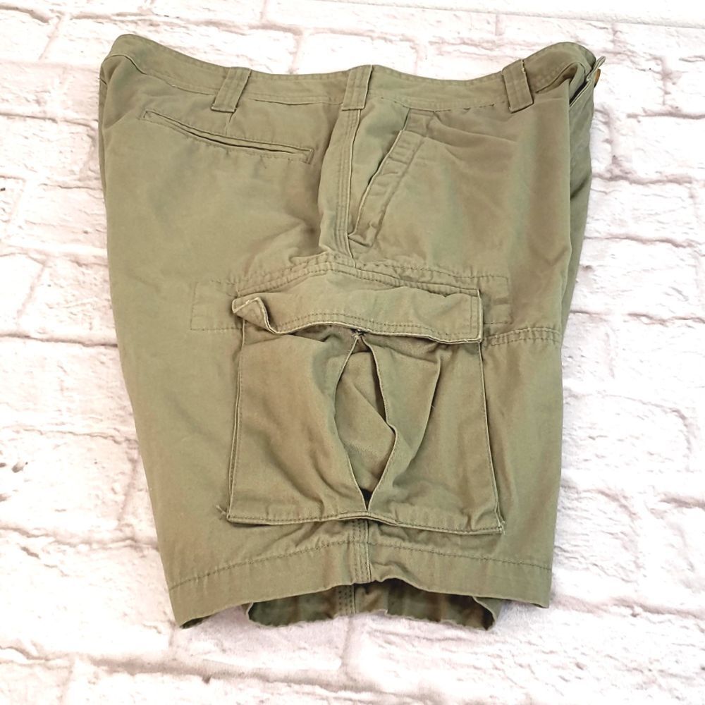 Club Room Men’s Cargo Shorts Olive Green Size 38
